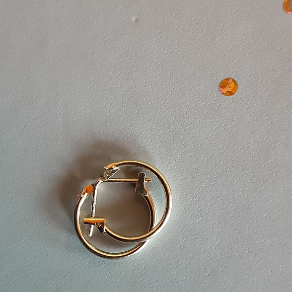 Price Drop! olid 14 K Gold Earrings/ Hoops - Picture 3 of 6